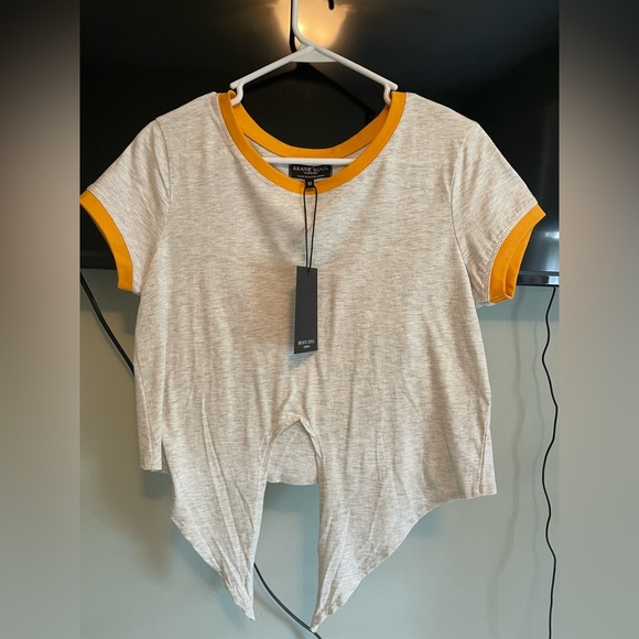 Tie front t-shirt - Picture 4 of 8